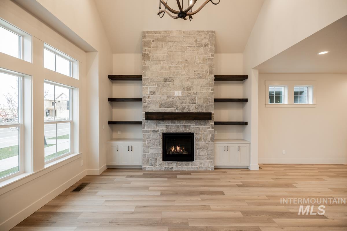 1027 East Escalation Street Meridian, ID 83642 - Photo 6 of 33