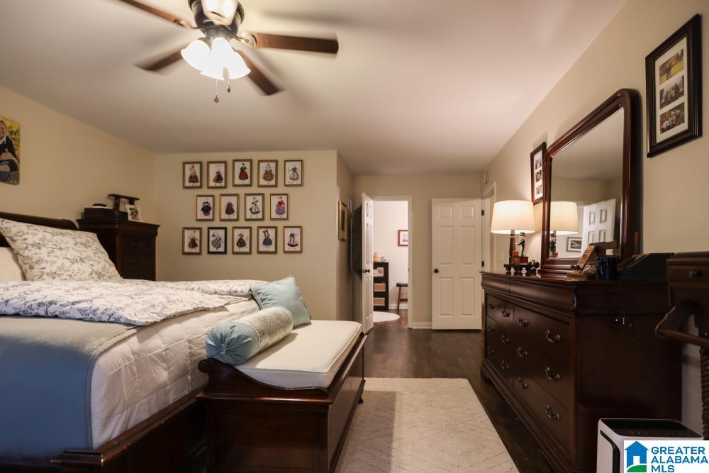 4701 Wooddale Lane Pelham, AL 35124 - Photo 19 of 43