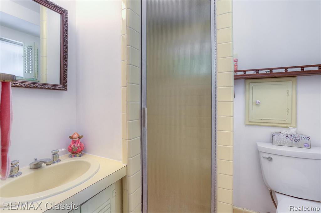 30535 Pear Ridge Farmington Hills, MI 48334 - Photo 19 of 51