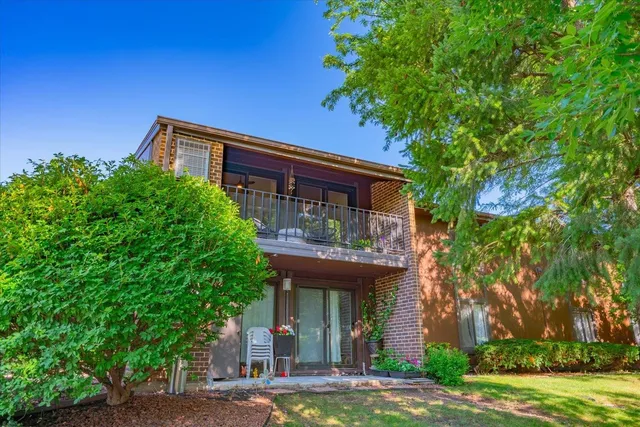 $299,000 | 3114 Creekview Drive, Unit 4, Middleton, WI 53562