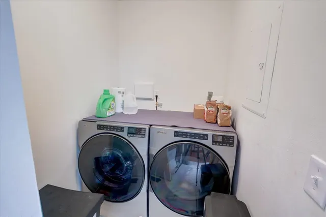 $299,000 | 3114 Creekview Drive, Unit 4, Middleton, WI 53562