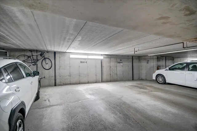 $299,000 | 3114 Creekview Drive, Unit 4, Middleton, WI 53562