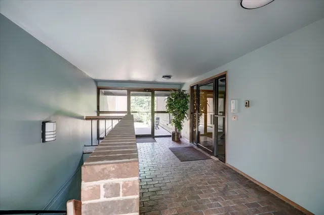 $299,000 | 3114 Creekview Drive, Unit 4, Middleton, WI 53562