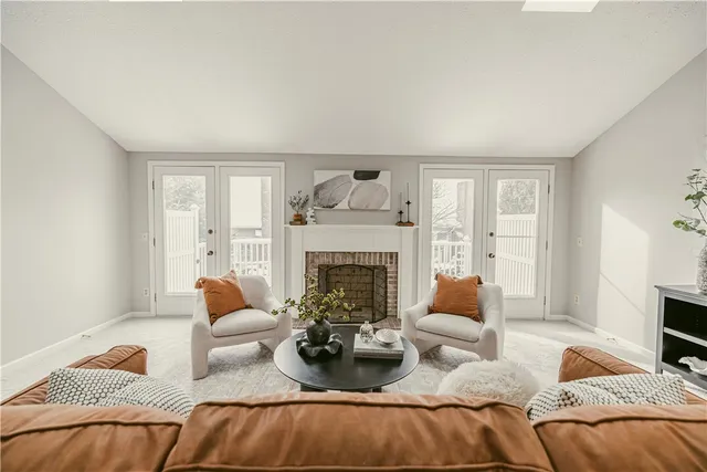 $374,900 | 157 Wood Creek Drive, Pittsford, NY 14534