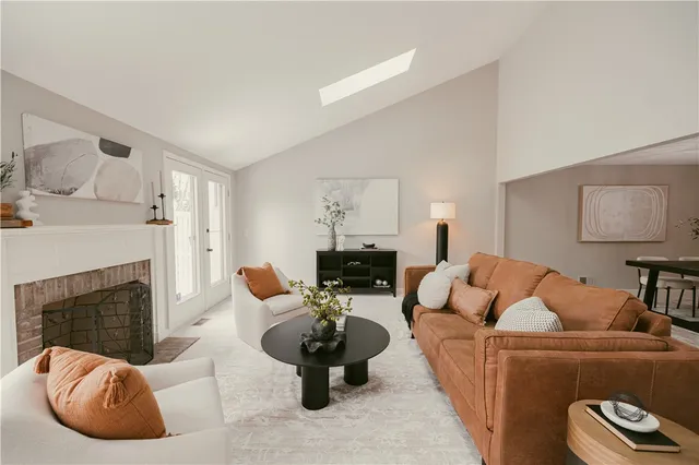 $374,900 | 157 Wood Creek Drive, Pittsford, NY 14534