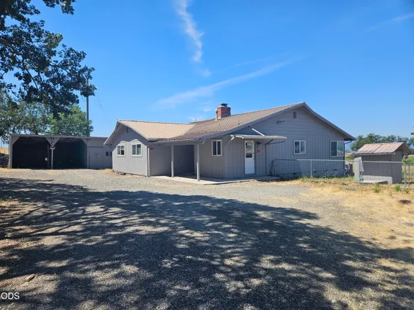 $525,000 | 6013 Foothill Road, Central Point, OR 97502
