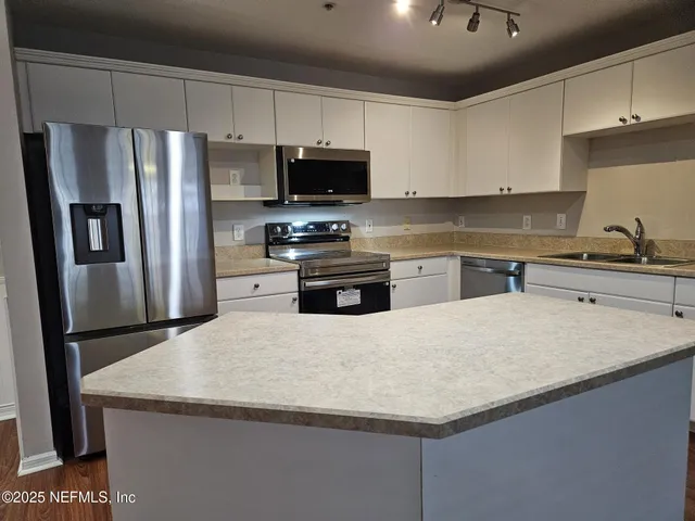 $1,500 | 3591 Kernan Boulevard South, Unit 123, Jacksonville, FL 32224