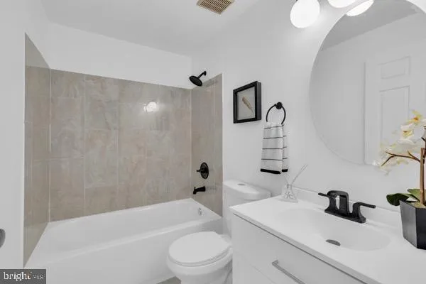 $569,999 | 5331 Larochelle Court, Alexandria, VA 22315