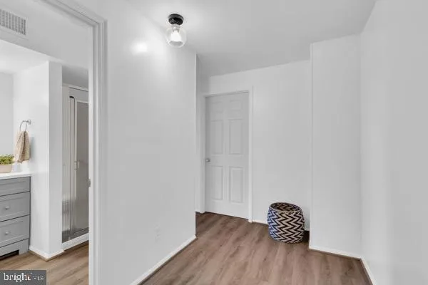 $569,999 | 5331 Larochelle Court, Alexandria, VA 22315