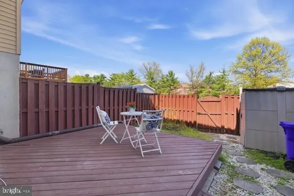 $569,999 | 5331 Larochelle Court, Alexandria, VA 22315