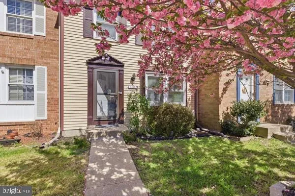 $569,999 | 5331 Larochelle Court, Alexandria, VA 22315