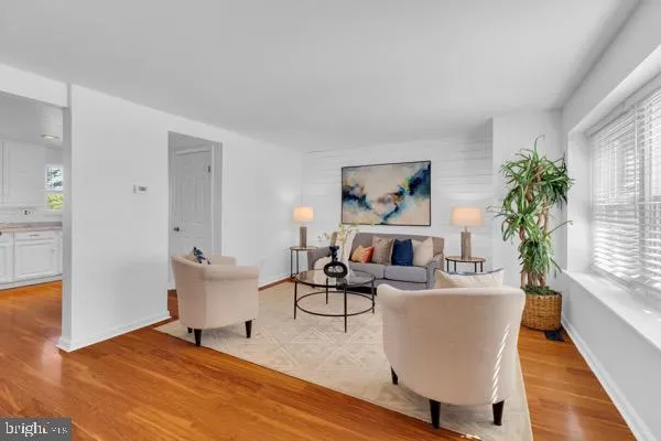 $569,999 | 5331 Larochelle Court, Alexandria, VA 22315