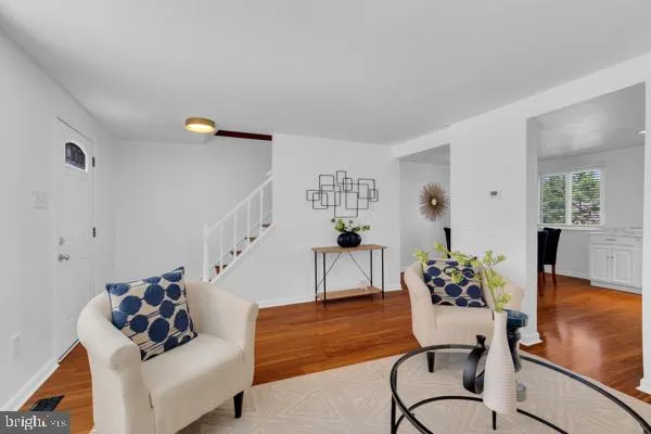 $569,999 | 5331 Larochelle Court, Alexandria, VA 22315
