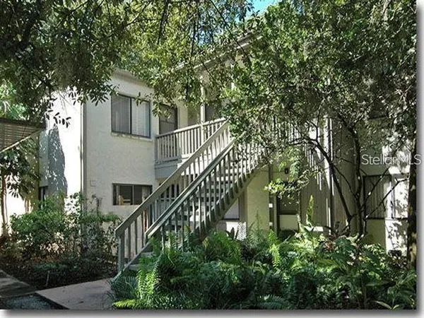 $1,895 | 1508 Pelican Cove Road, Unit 238, Sarasota, FL 34231