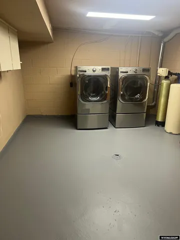 $349,000 | 213 East Kendrick Street, Rawlins, WY 82301