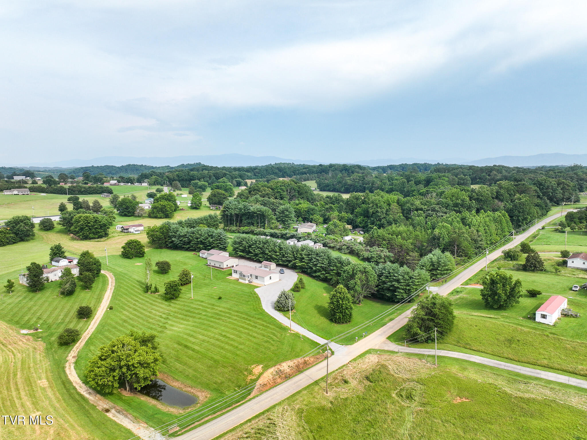 3374 Old Kentucky Road West Mosheim, TN 37818 - Photo 93 of 98 DJI_20250625172149_0114_D-Edit
