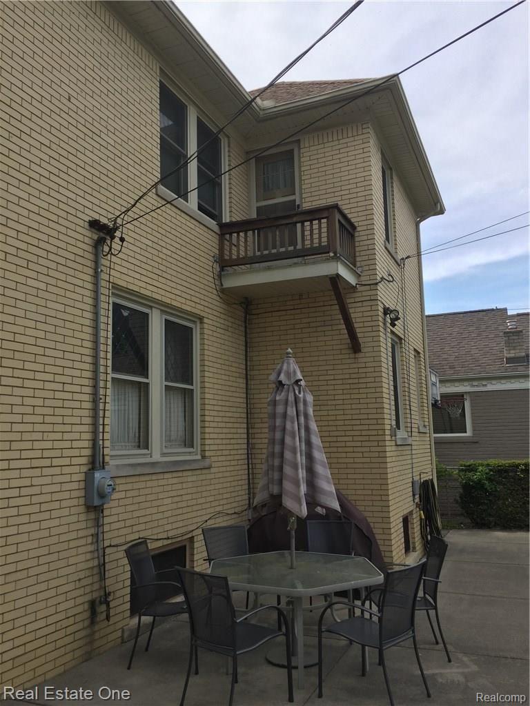 1036 Nottingham Road Grosse Pointe, MI 48230 - Photo 46 of 53 IMG-4870.JPG