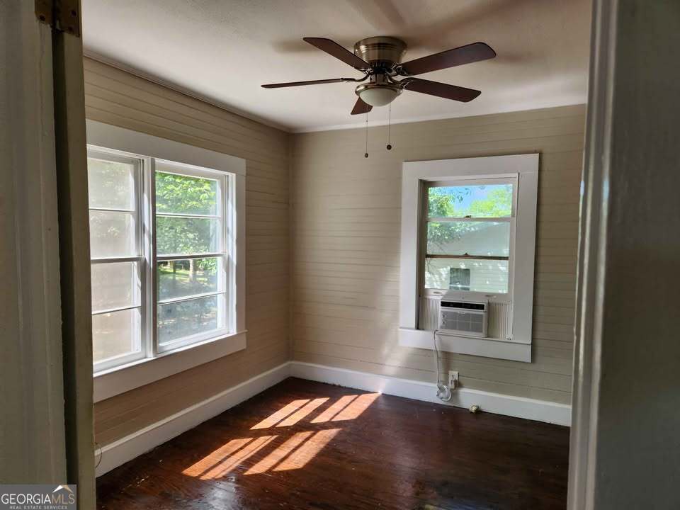631 Davis Avenue Toccoa, GA 30577 - Photo 2 of 10