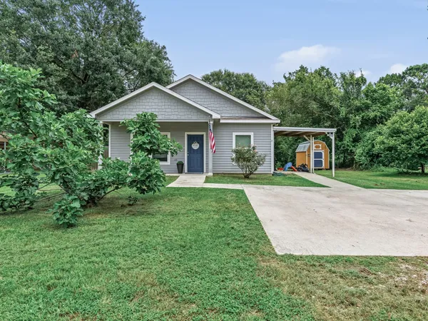 $175,000 | 1951 Hickory Drive, Vidor, TX 77662