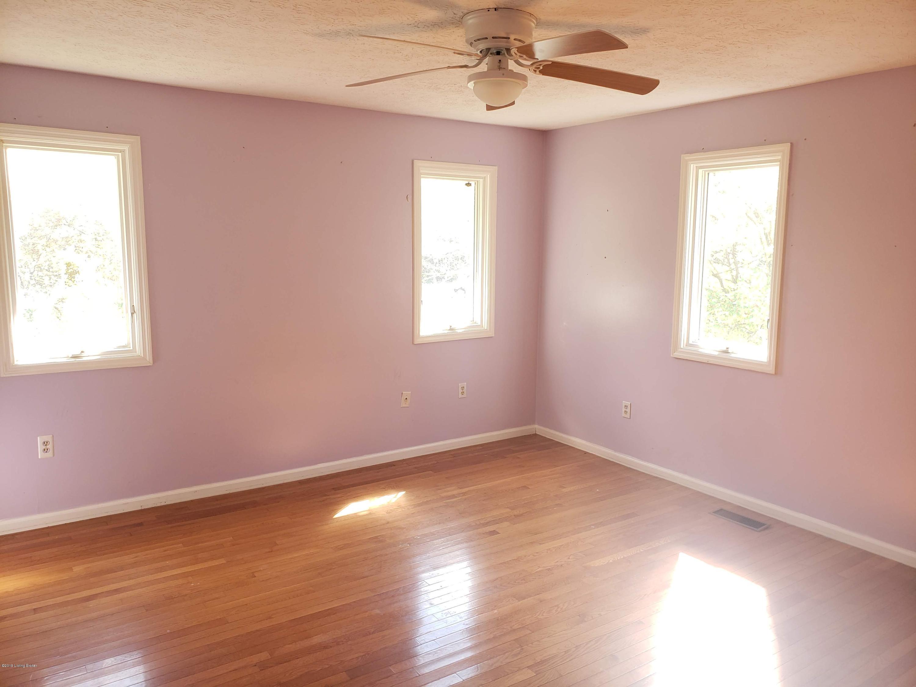 1300 Hickory Ridge Road Waddy, KY 40076 - Photo 20 of 32 bedroom