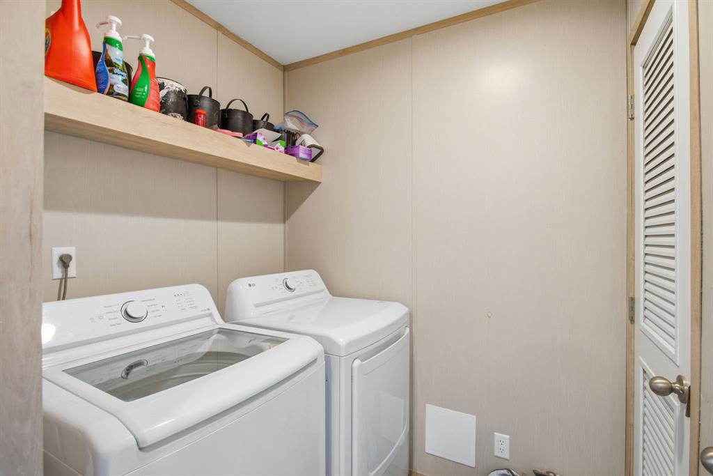 308 Largo Street Bonham, TX 75418 - Photo 15 of 24