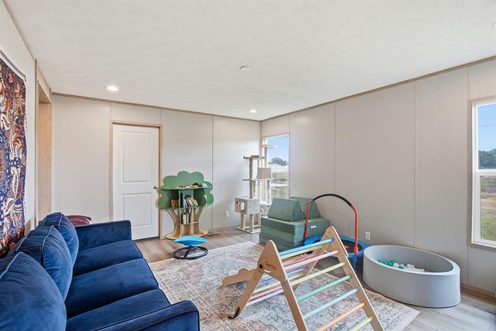 308 Largo Street Bonham, TX 75418 - Photo 18 of 24