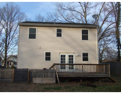 104 Lorimer Street Springfield, MA 01151 - Photo 2 of 2 Gallery Image 2