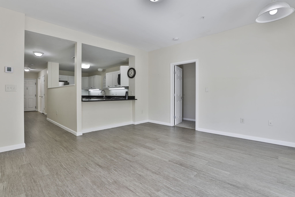 34 Burnham Road, Unit 202 Methuen, MA 01844 - Photo 9 of 27 Gallery Image 9