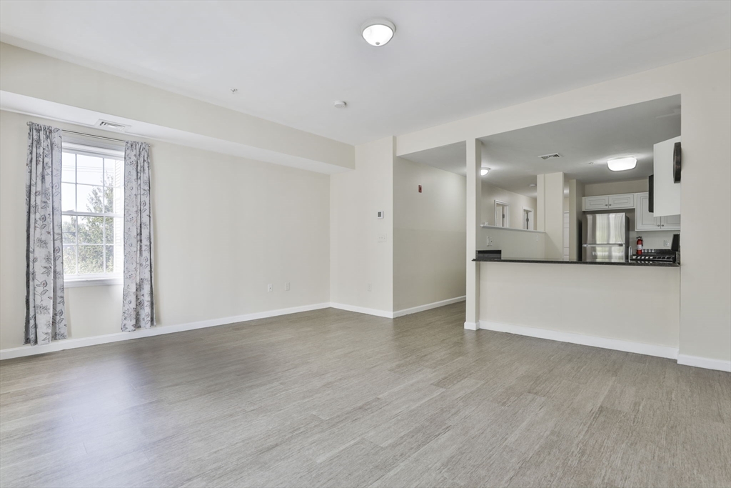 34 Burnham Road, Unit 202 Methuen, MA 01844 - Photo 10 of 27 Gallery Image 10