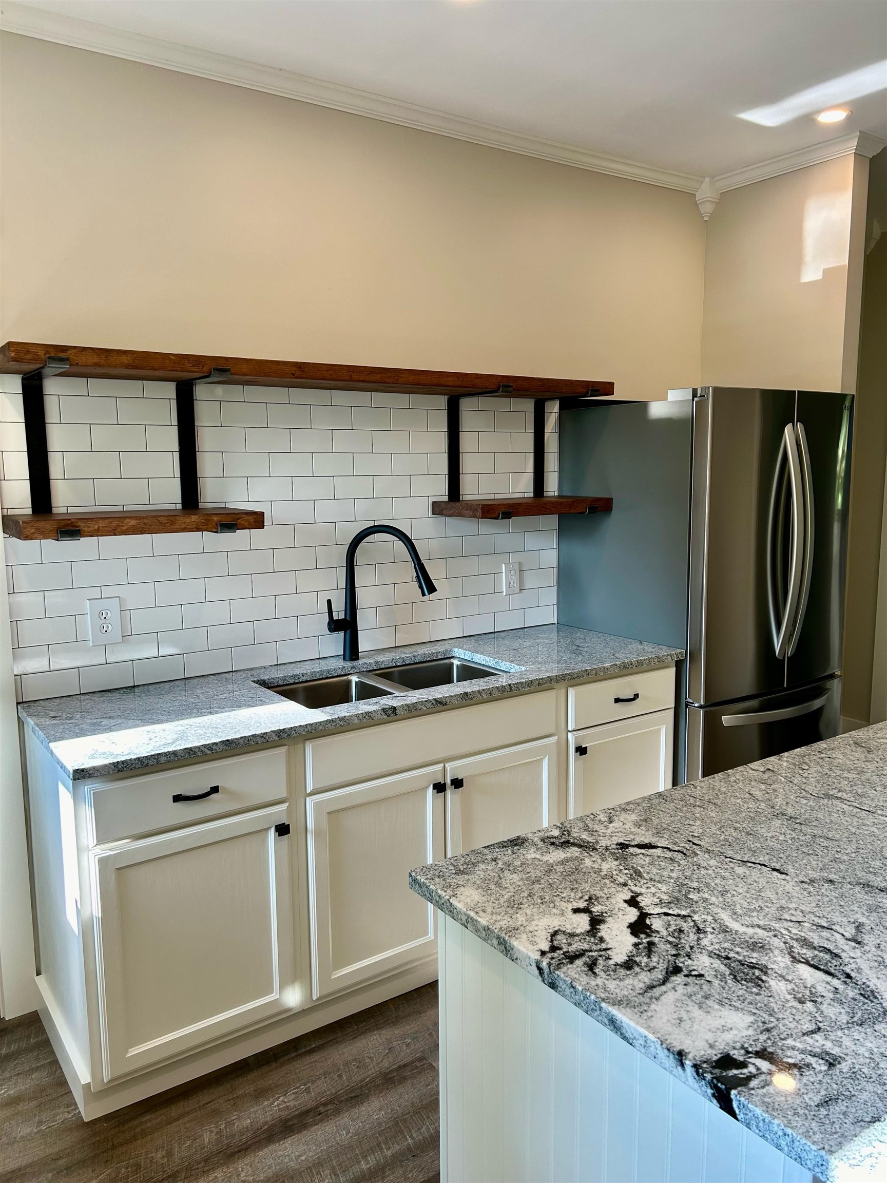 288 Cross Road Newport Town, VT 05857 - Photo 6 of 37