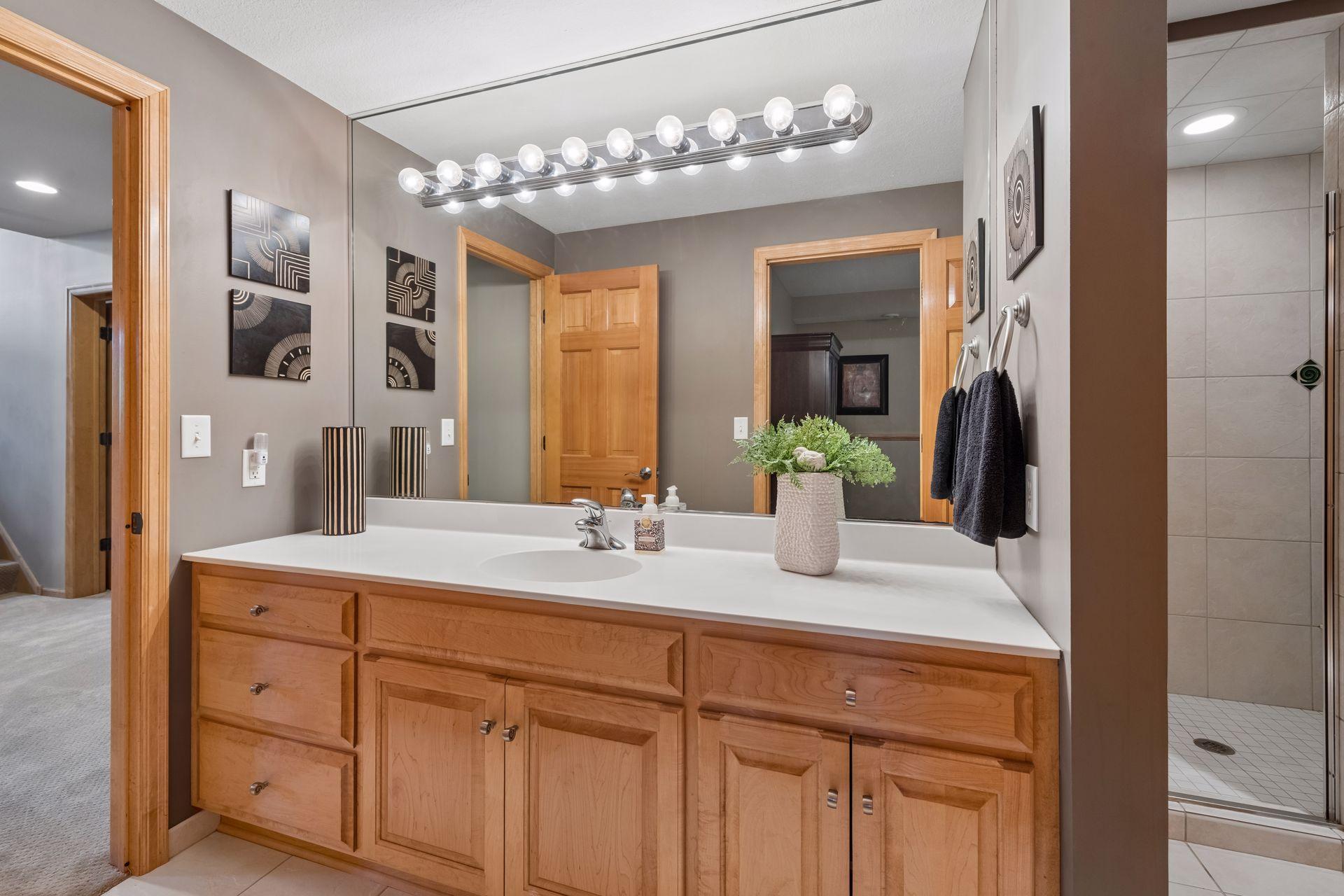 18000 Turtle Point Eden Prairie, MN 55347 - Photo 23 of 41