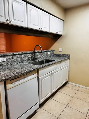 $75,000 | 10501 South Drive, Unit 286, Houston, TX 77099