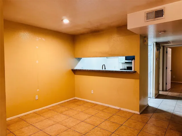 $75,000 | 10501 South Drive, Unit 286, Houston, TX 77099