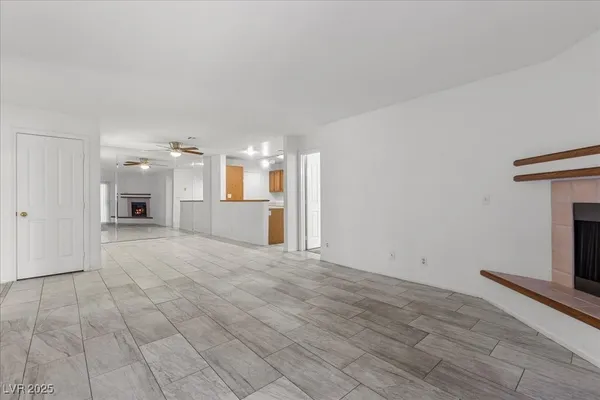 $1,750 | 2623 South Durango Drive, Unit 102, Las Vegas, NV 89117