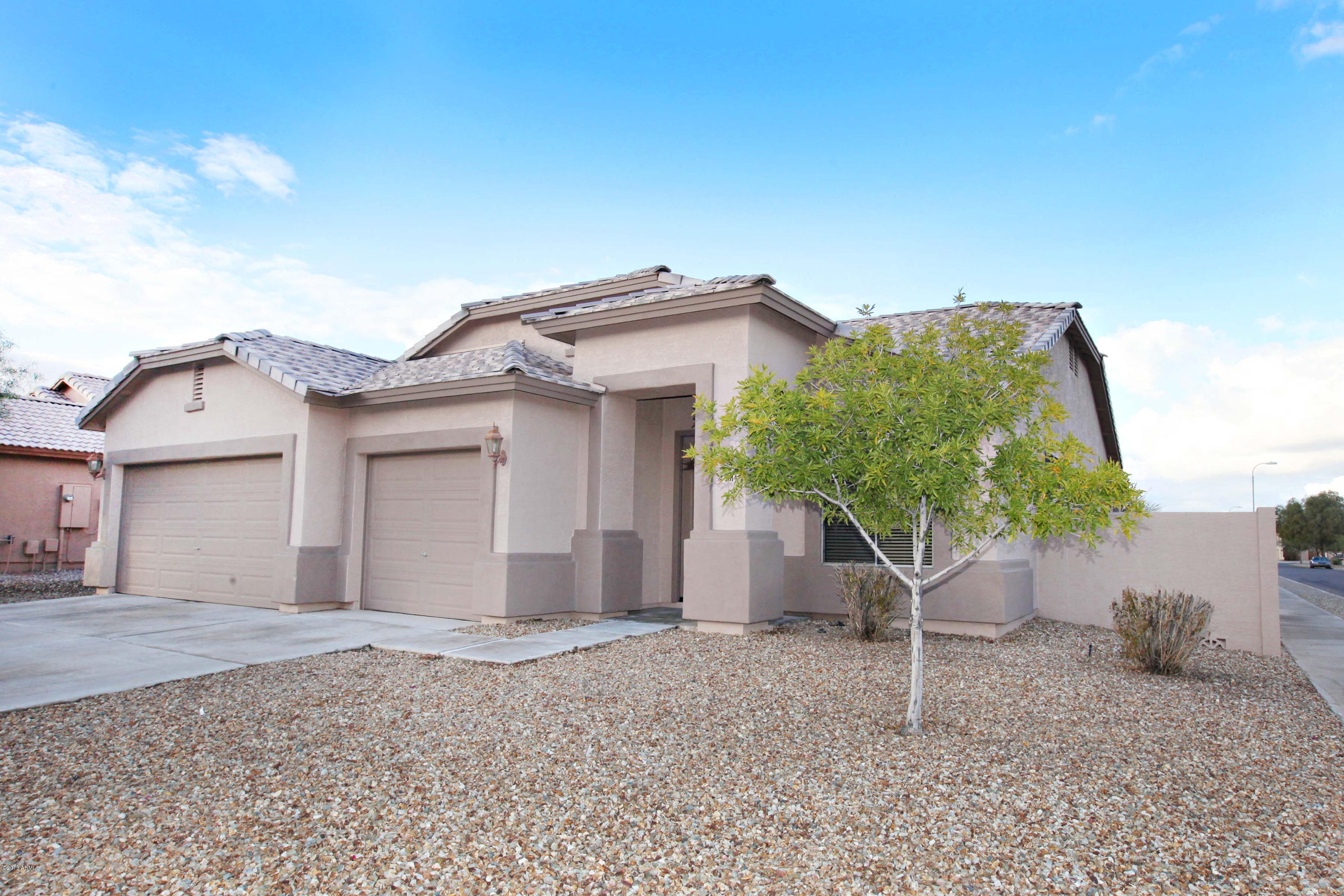2314 West Carter Road Phoenix, AZ 85041 - Photo 3 of 21 Baseline Corridor Home For Sale