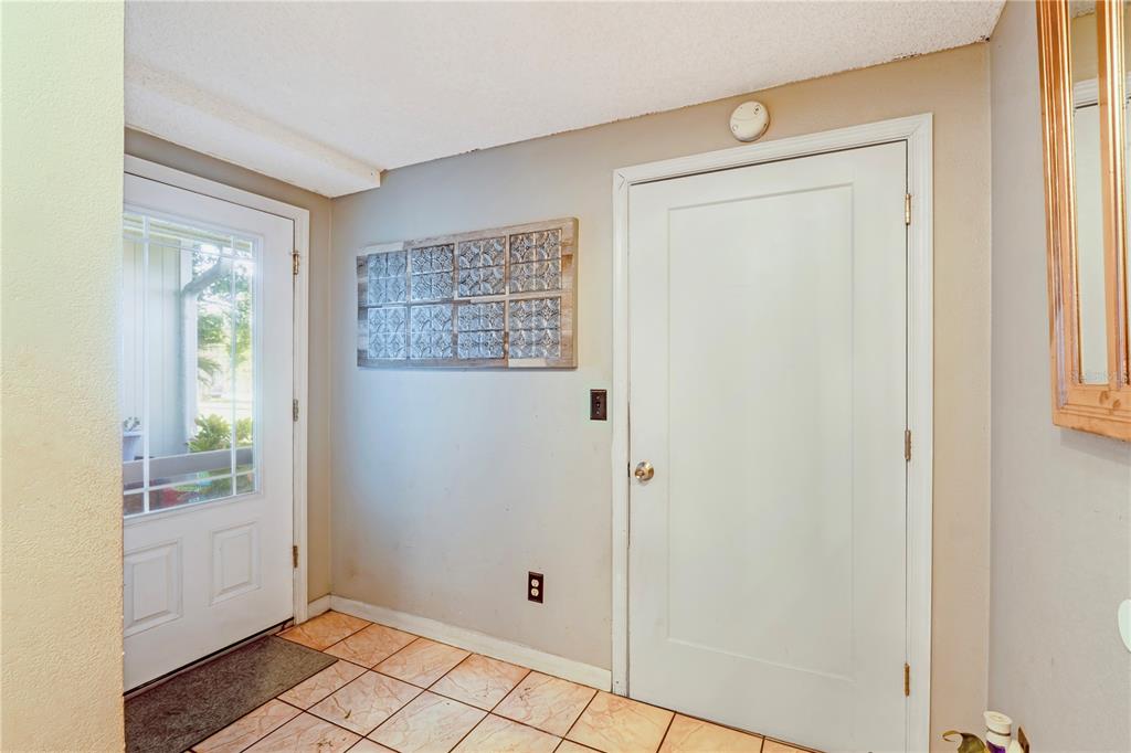 246 Angeles Road DeBary, FL 32713 - Photo 2 of 32 Gallery Image 2