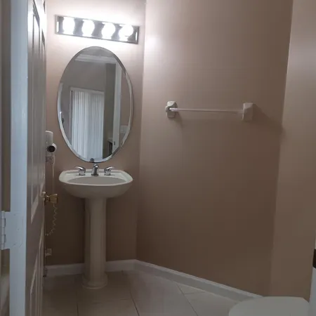 $1,200 | 8004 Carnoustie Place, Unit B, Port St. Lucie, FL 34986