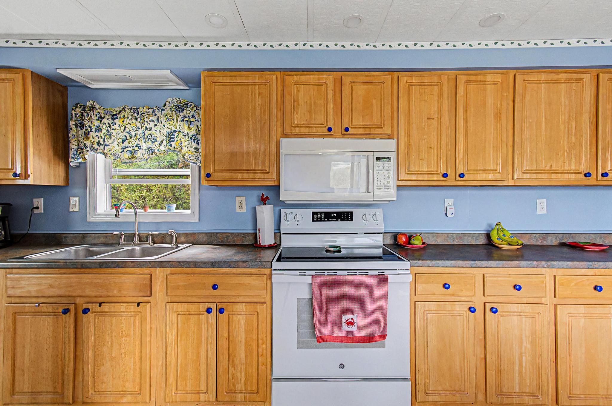 450 Bronson Road Georgia, VT 05478 - Photo 7 of 59