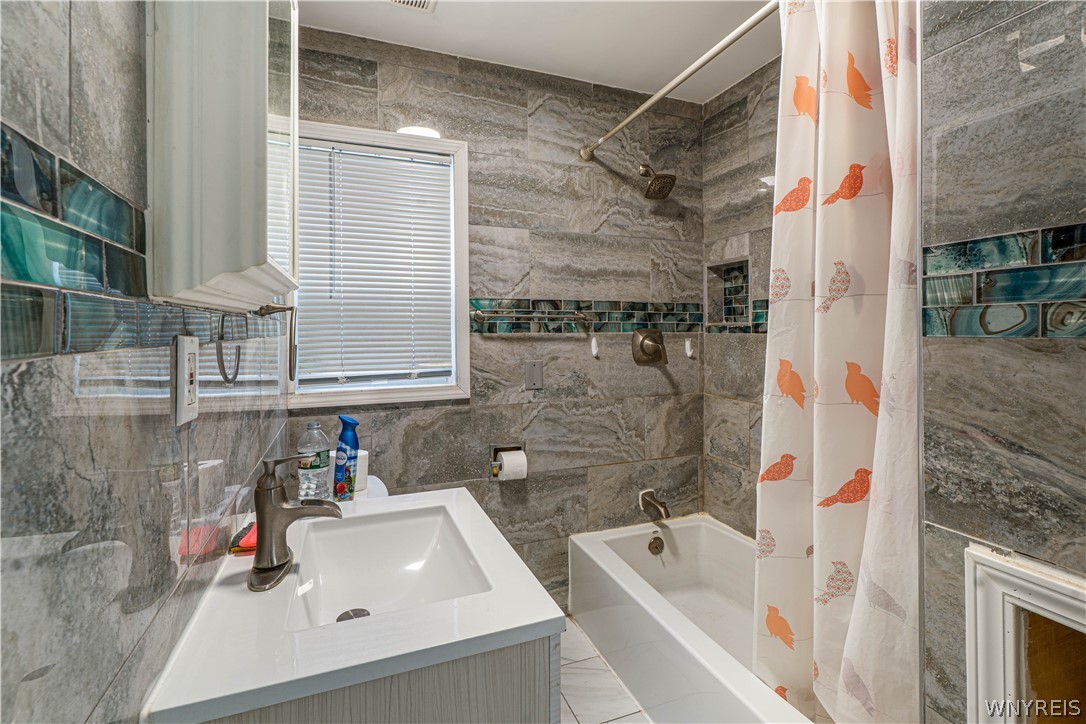 1960 Genesee Street Buffalo, NY 14211 - Photo 11 of 47