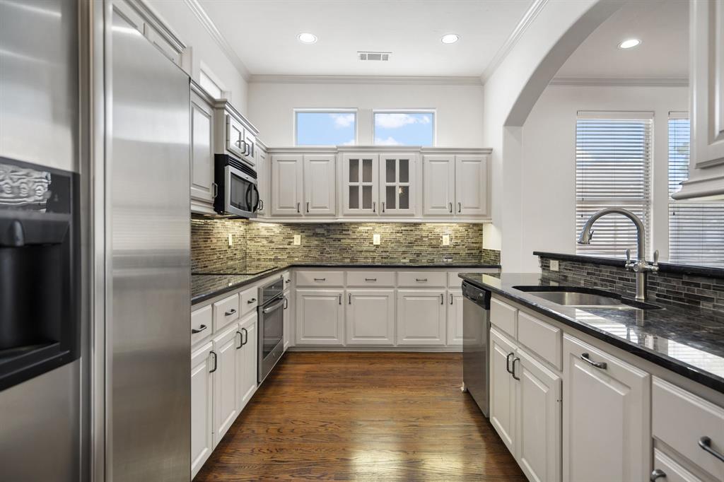 4316 Cedar Springs Road, Unit C Dallas, TX 75219 - Photo 18 of 35 Gallery Image 18