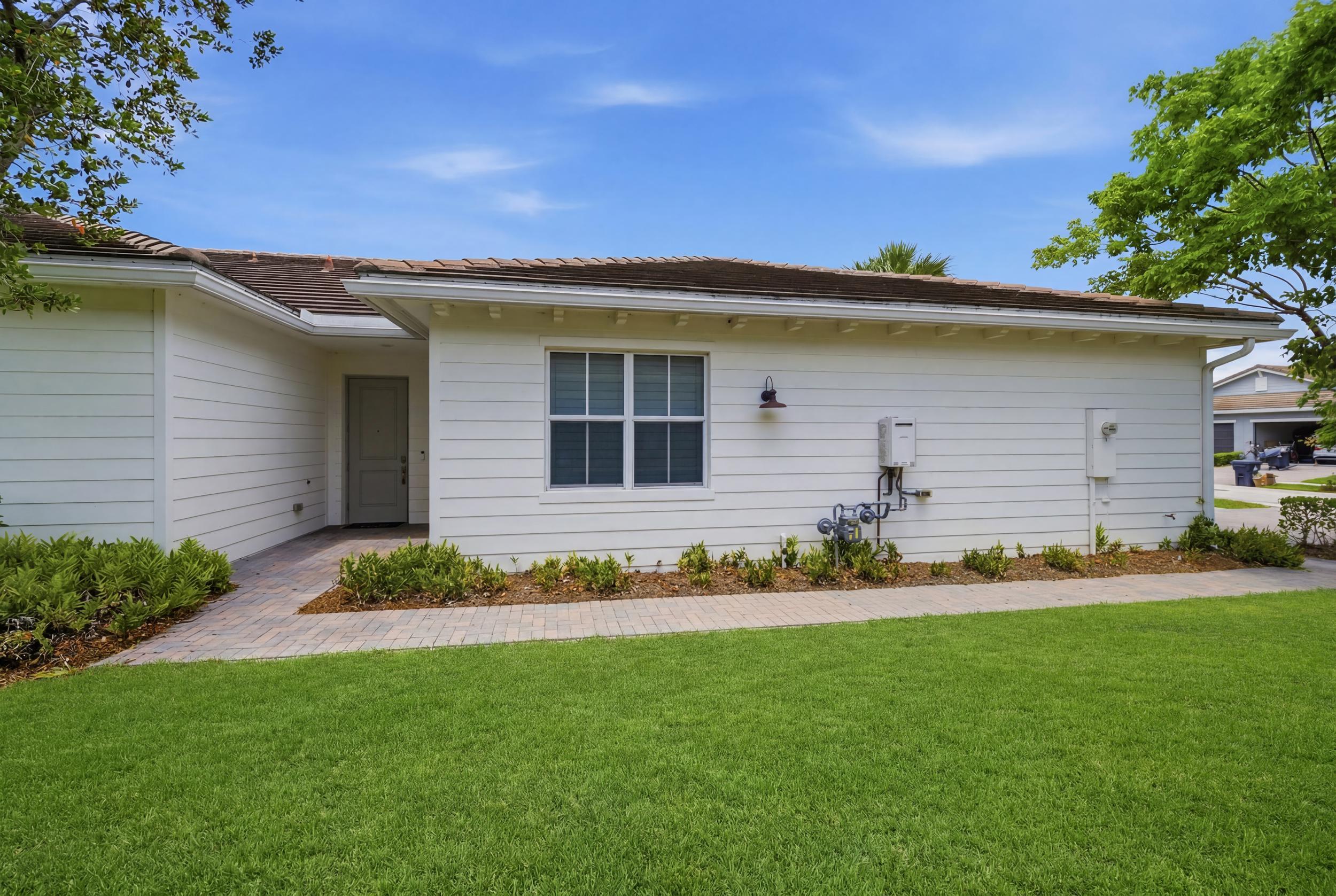 19680 Weathervane Way Loxahatchee, FL 33470 - Photo 27 of 40 6_033__dsc1708_reedit_e72bc6e3