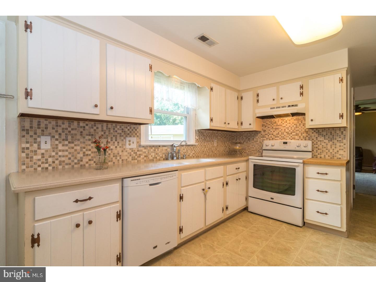 604 Welcome House Road Perkasie, PA 18944 - Photo 7 of 24 Gallery Image 7