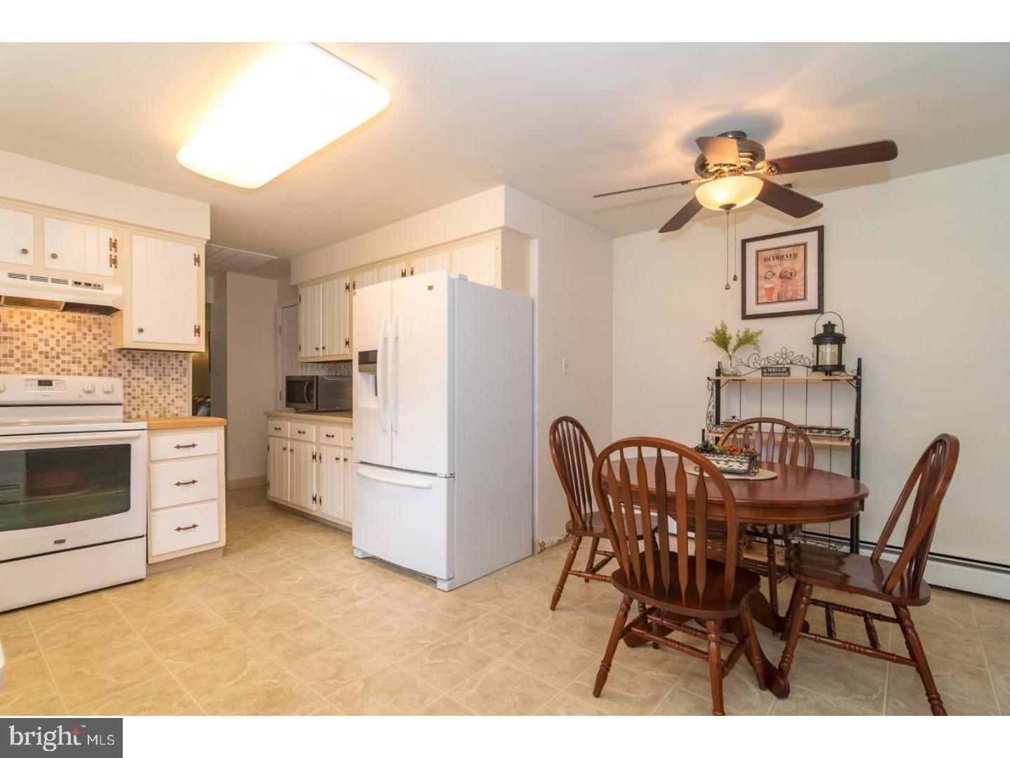 604 Welcome House Road Perkasie, PA 18944 - Photo 9 of 24 Breakfast Room