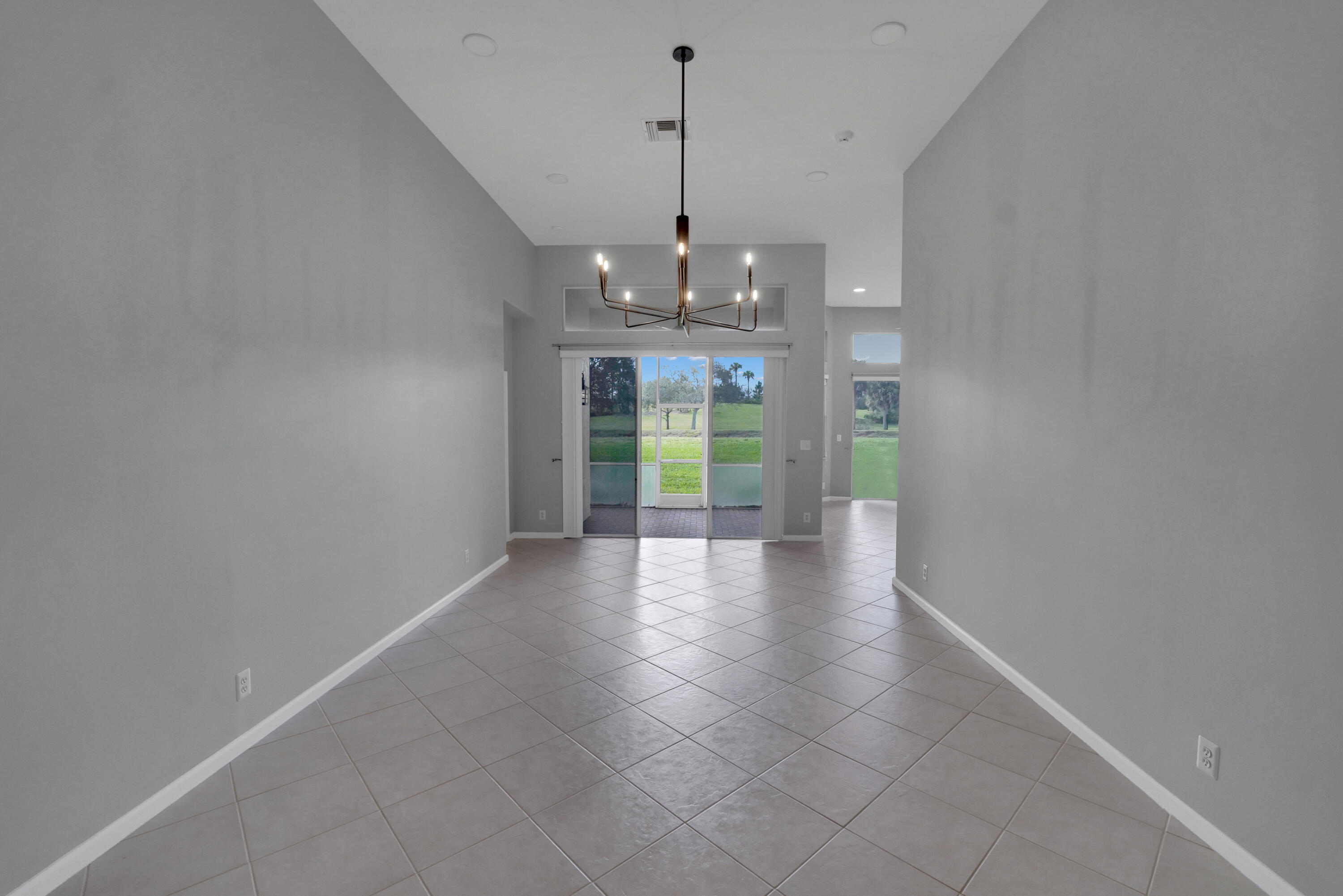 7922 Monarch Court Delray Beach, FL 33446 - Photo 9 of 30 DSC02250