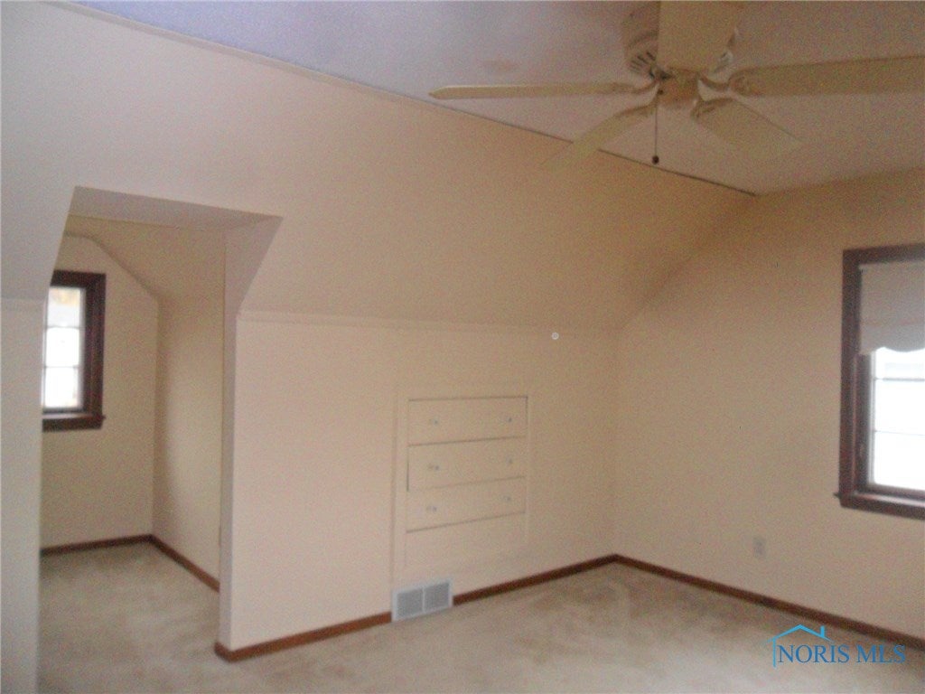 4127 Elmhurst Road Toledo, OH 43613 - Photo 13 of 25 Gallery Image 13