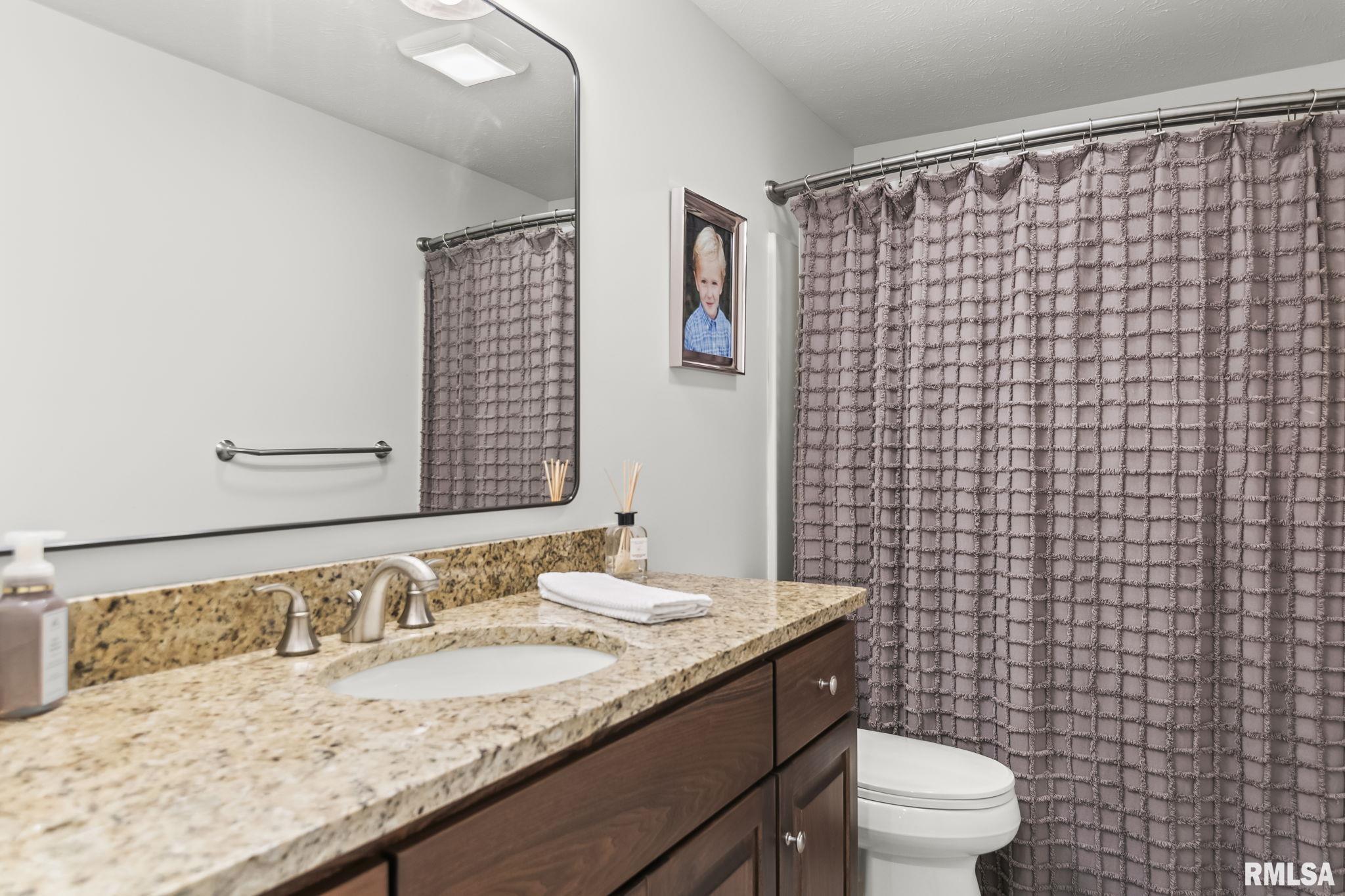 2408 Wimbledon Place Springfield, IL 62704 - Photo 51 of 59