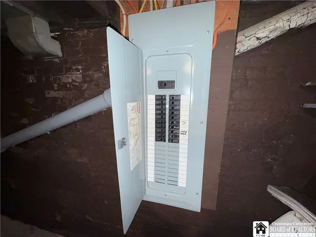 $129,900 | 88 West 4th Street, Dunkirk, NY 14048