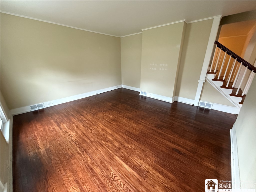 88 West 4th Street Dunkirk, NY 14048 - Photo 9 of 27
