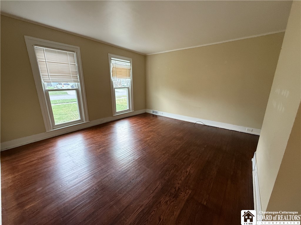 88 West 4th Street Dunkirk, NY 14048 - Photo 10 of 27