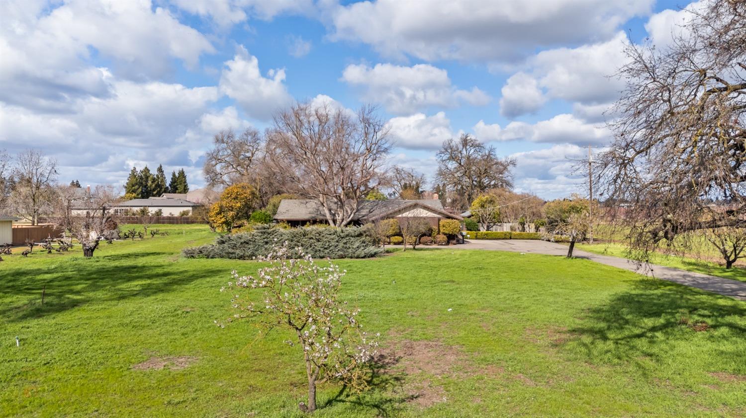 875 West Turner Road Lodi, CA 95242 - Photo 1 of 1